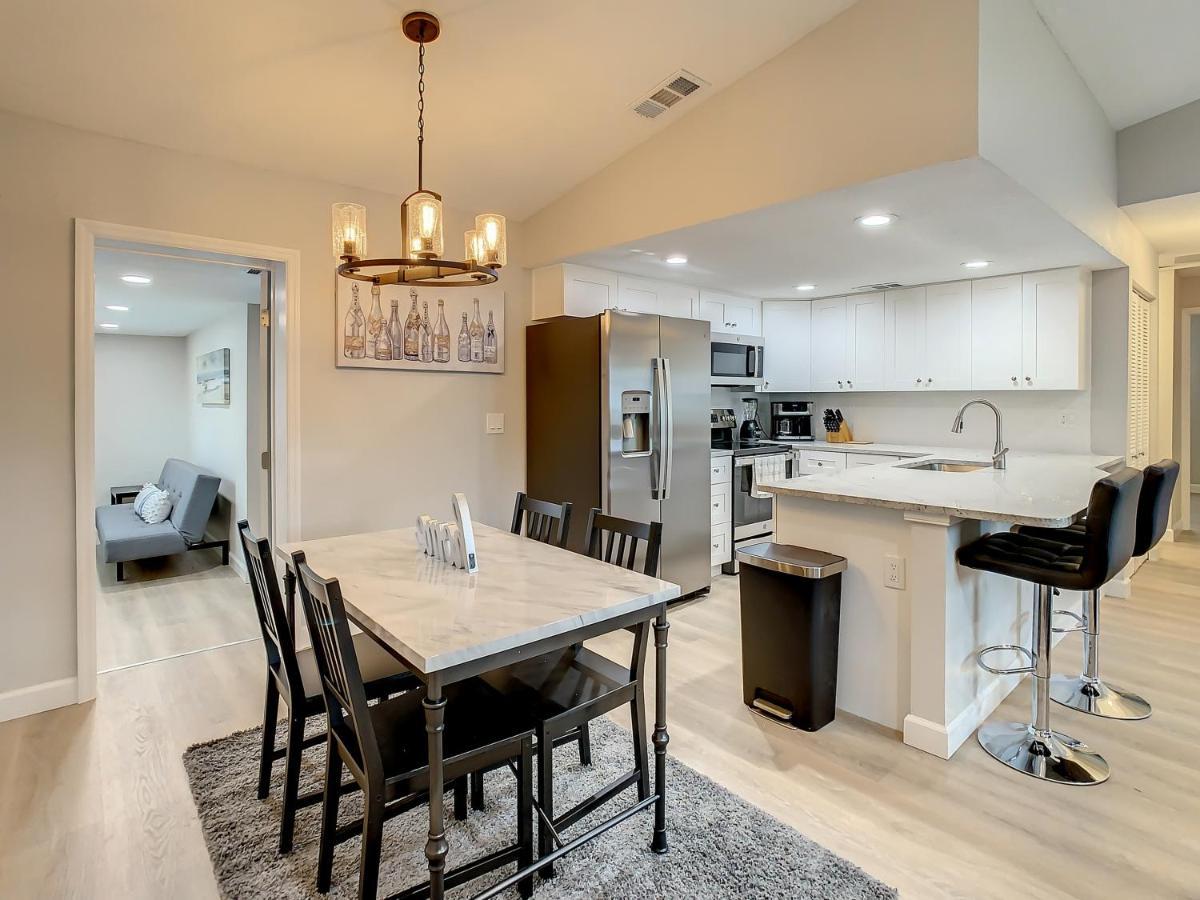 Crown Jewel Of Clearwater 10-15 Min To Beach 5 Min To St Pete Airport Villa Esterno foto