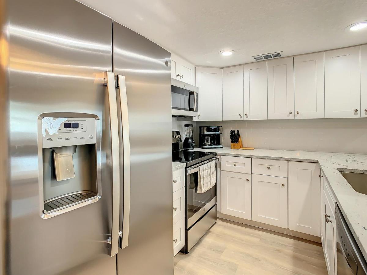Crown Jewel Of Clearwater 10-15 Min To Beach 5 Min To St Pete Airport Villa Esterno foto