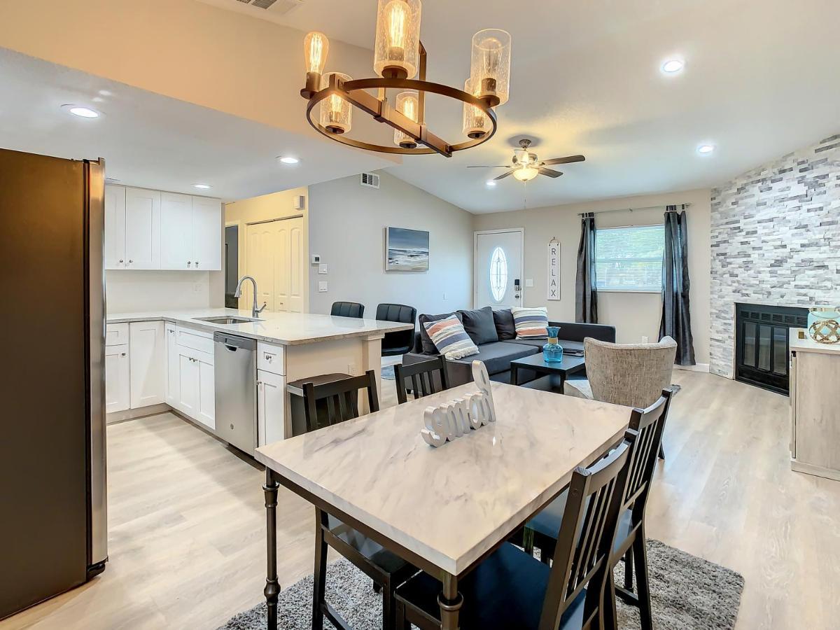 Crown Jewel Of Clearwater 10-15 Min To Beach 5 Min To St Pete Airport Villa Esterno foto